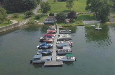 Candlewood Heights on candlewood lake